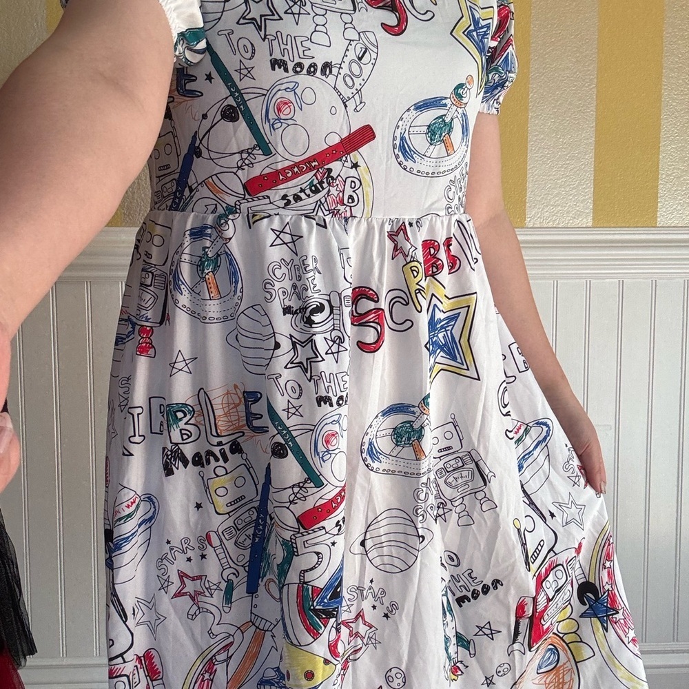 Colorful Robot Print Midi Dress - Picture 6 of 9